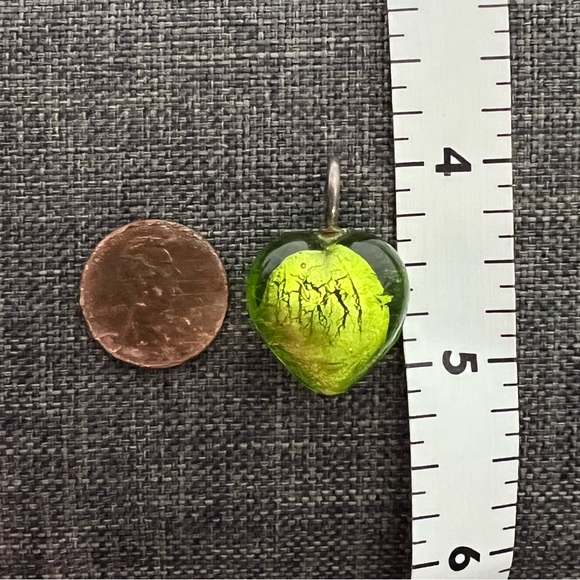 Vintage Y2K Murano Heart Glass & Sterling Silver Lime Green Necklace Pendant - Picture 15 of 17